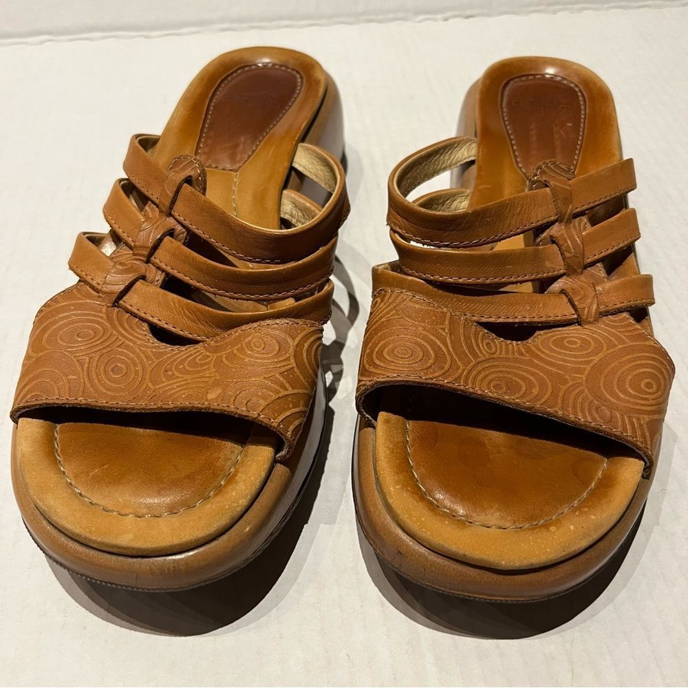 Dansko Platform Sandals Tan, Size 9 Leather